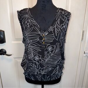 Ellen Tracy Black & White Floral V-neck Sleeveless Women's Top Sz M Pullover